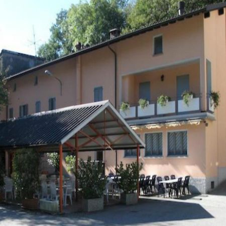 Hotel Ristorante Dosso Sigirino Exterior foto
